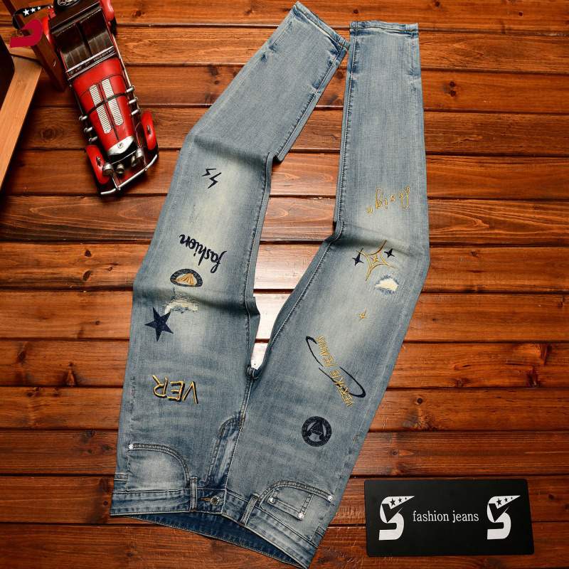 Jeans Strappati di Alta Qualit - Skinny Jeans Ripped recensione e prezzo