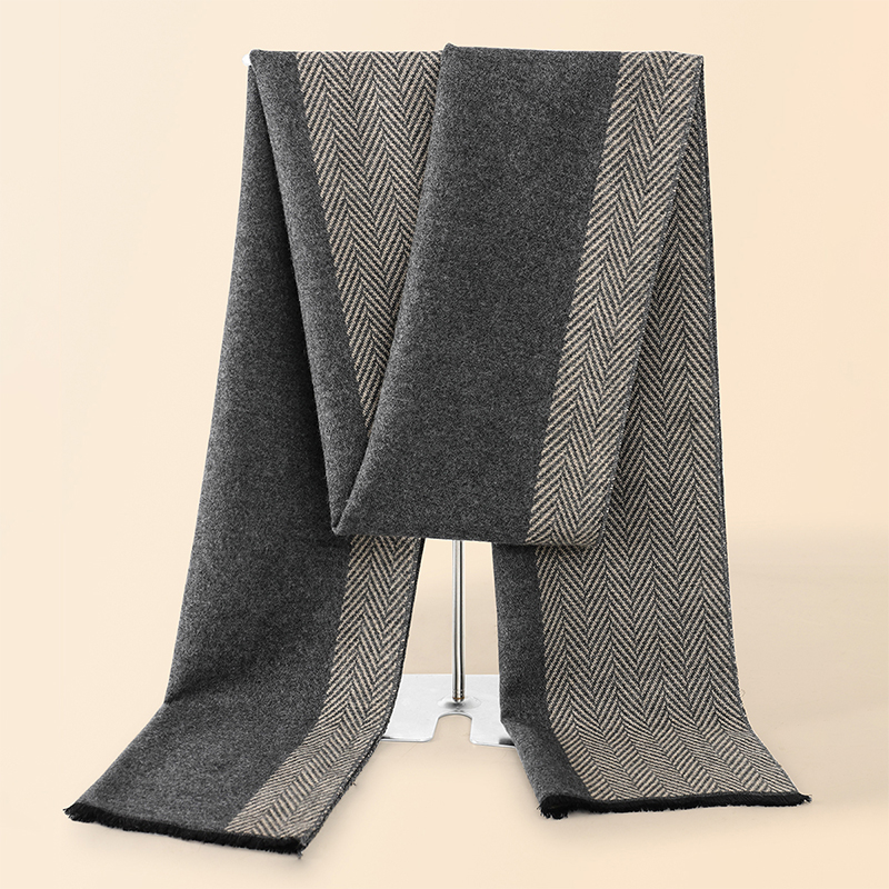 Sciarpa da uomo invernale di l - Mens Fashion Autumn 2025 recensione e prezzo